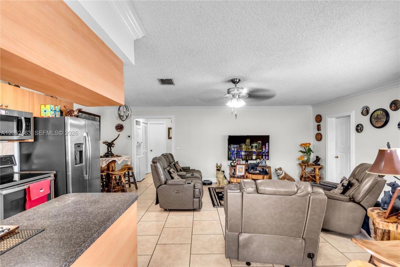 5829 Taylor St , Hollywood, FL 33021 Photo