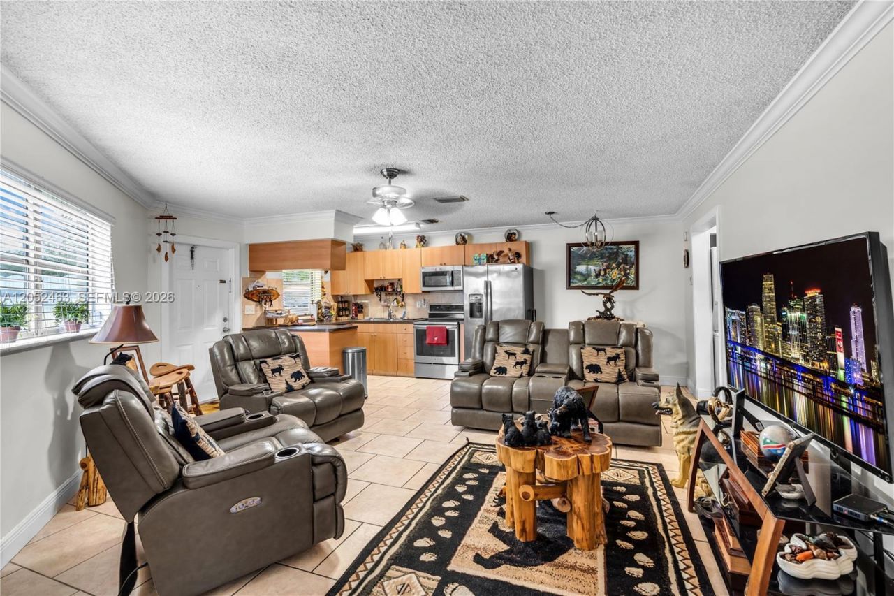 5829 Taylor St , Hollywood, FL 33021 Photo