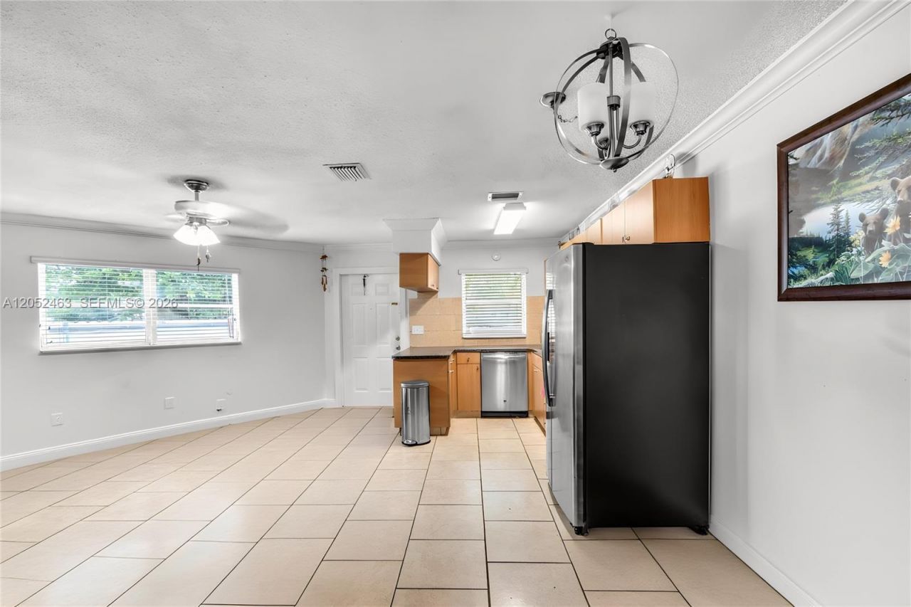 5829 Taylor St , Hollywood, FL 33021 Photo