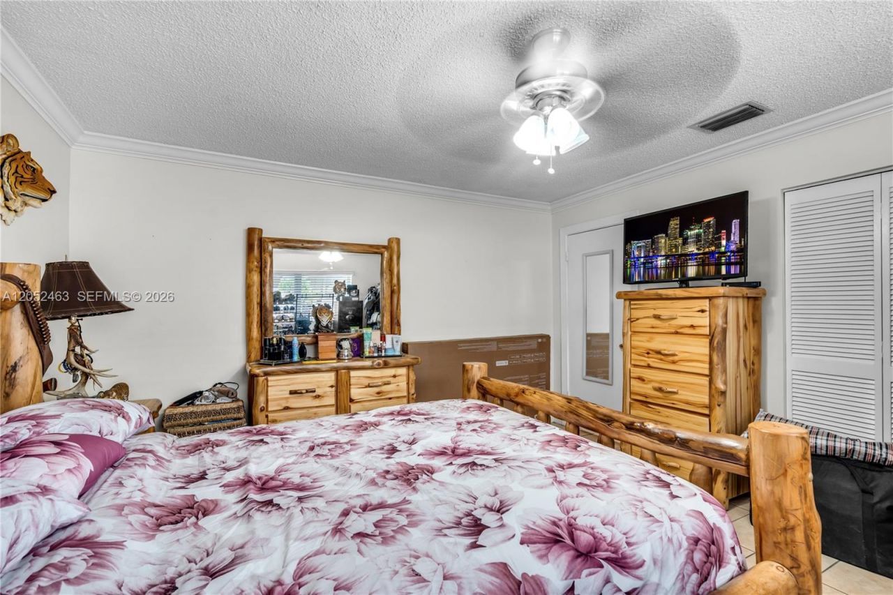 5829 Taylor St , Hollywood, FL 33021 Photo