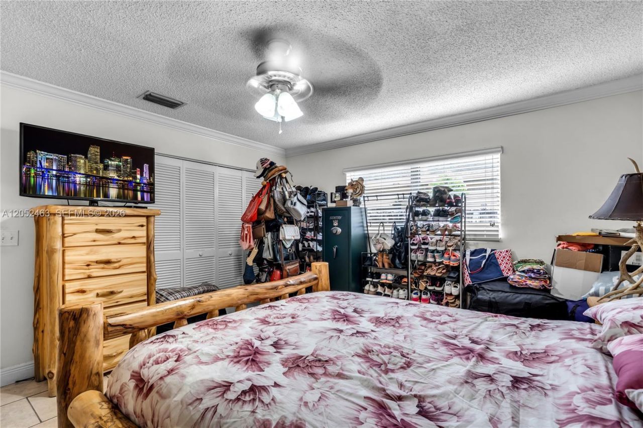5829 Taylor St , Hollywood, FL 33021 Photo
