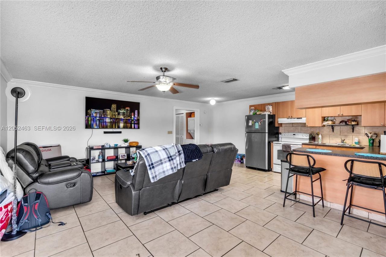5829 Taylor St , Hollywood, FL 33021 Photo