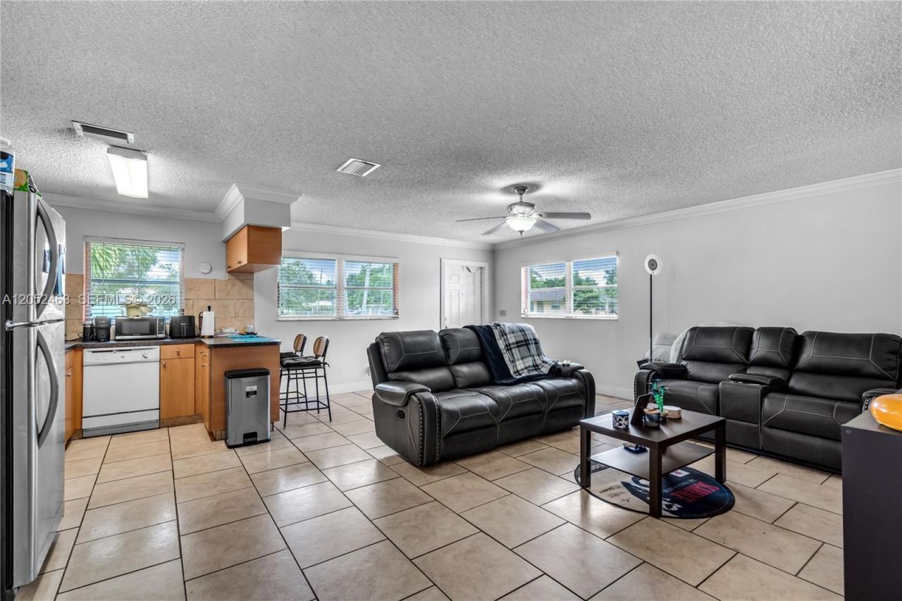 5829 Taylor St , Hollywood, FL 33021 Photo