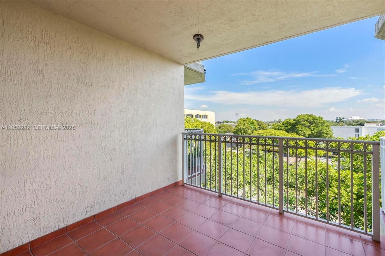1650 Coral Way, Unit 604, Miami, FL 33145 Photo