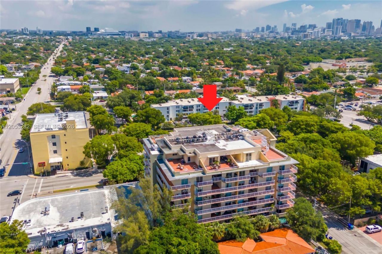 1650 Coral Way, Unit 604, Miami, FL 33145 Photo