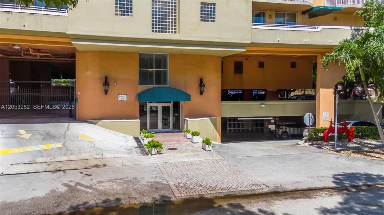 1650 Coral Way, Unit 604, Miami, FL 33145 Photo