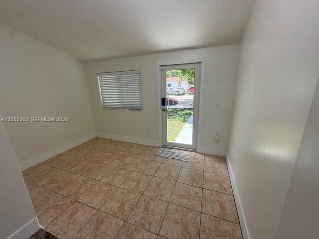1121 NW 56th St , Miami, FL 33127 Photo