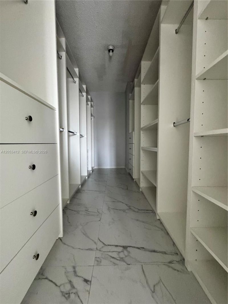 6930 Miami Gardens Dr , Unit 1-515, Hialeah, FL 33015 Photo
