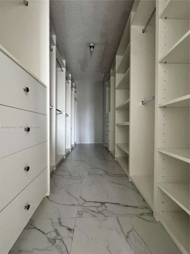 6930 Miami Gardens Dr , Unit 1-515, Hialeah, FL 33015 Photo