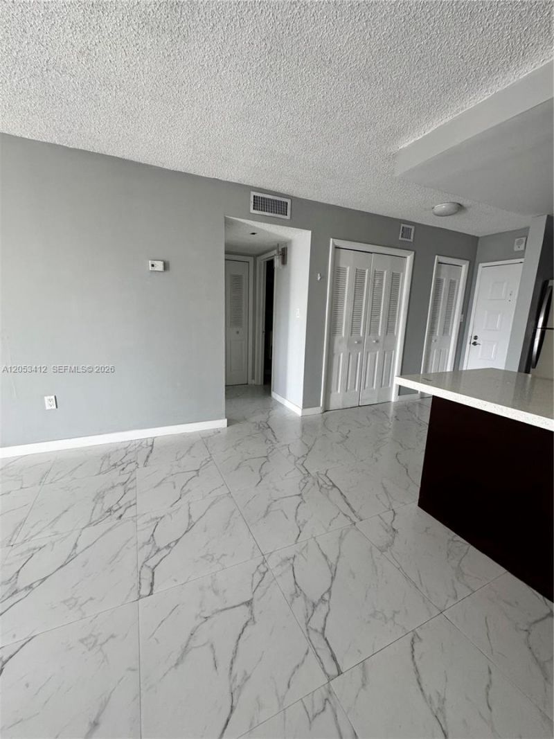 6930 Miami Gardens Dr , Unit 1-515, Hialeah, FL 33015 Photo