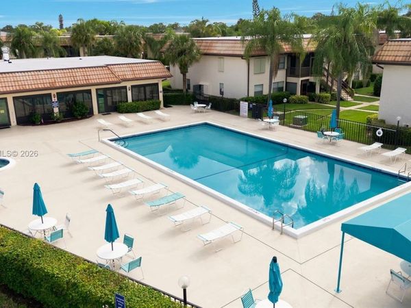 7161 Golf Colony Ct , Unit 103, Lake Worth, FL 33467