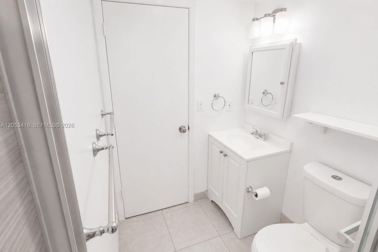 7161 Golf Colony Ct , Unit 103, Lake Worth, FL 33467 Photo