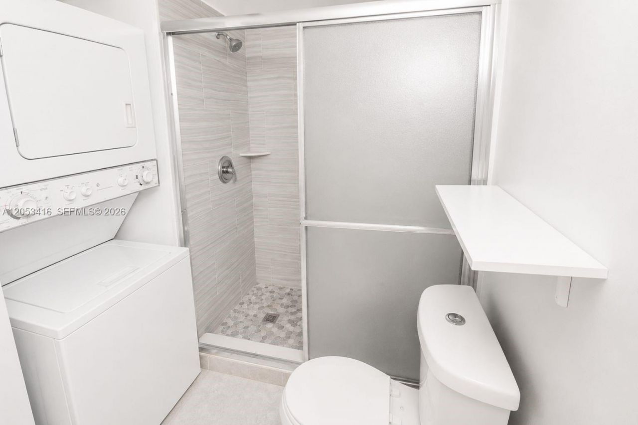 7161 Golf Colony Ct , Unit 103, Lake Worth, FL 33467 Photo