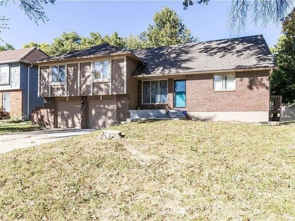 8920 E 81st Street, Raytown, MO 64138