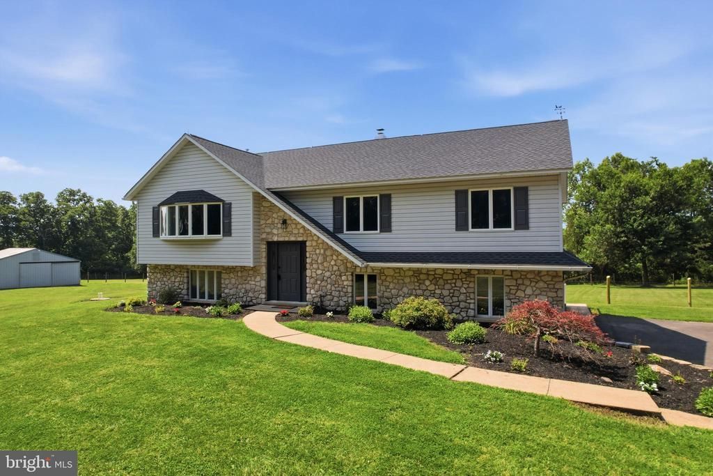 803 RIDGE ROAD , TYLERSPORT, PA 18971