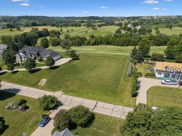Lot 17 Wedgewood Drive, Dubuque, IA 52002