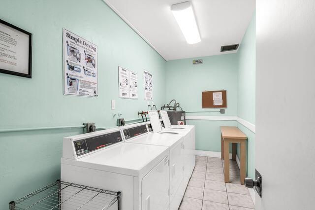 299 SW 7th Street, Unit 1060, Boca Raton, FL 33432 Photo
