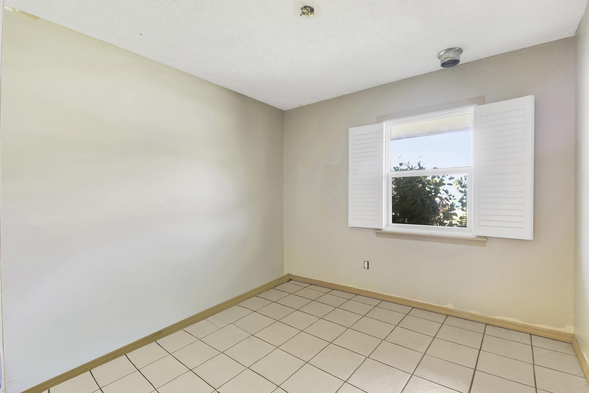 5601 Palm Drive, Fort Pierce, FL 34982 Photo