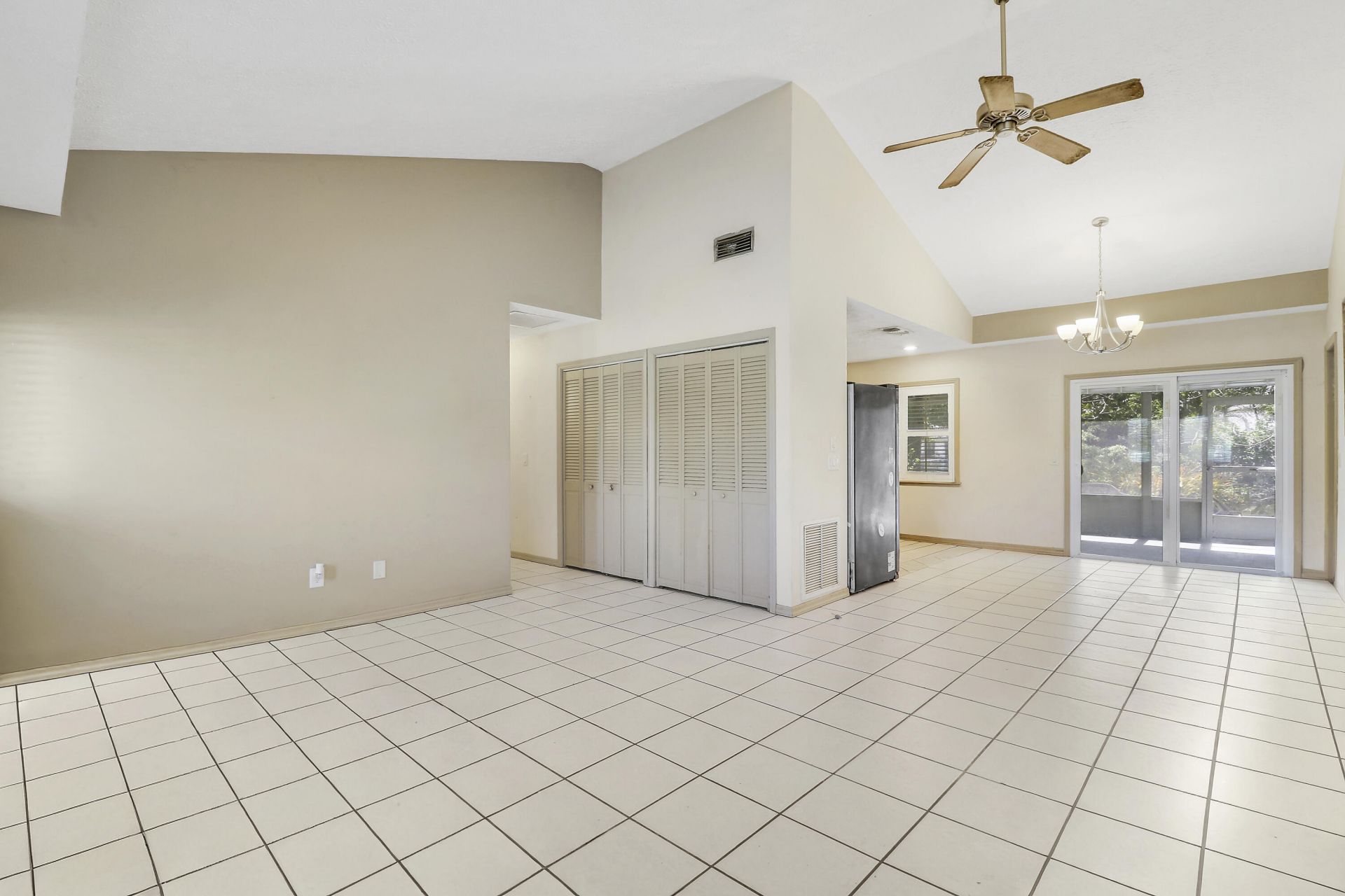 5601 Palm Drive, Fort Pierce, FL 34982 Photo