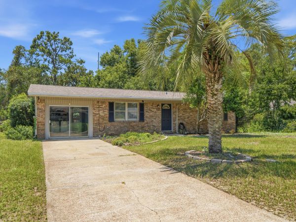 320 NW Oakland Circle, Fort Walton Beach, FL 32548