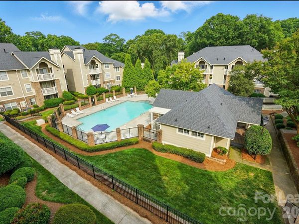 5007 Sharon Road , Unit R, Charlotte, NC 28210