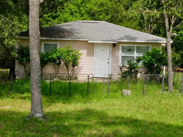 1204 SW 2nd Dr, Chiefland, FL 32626