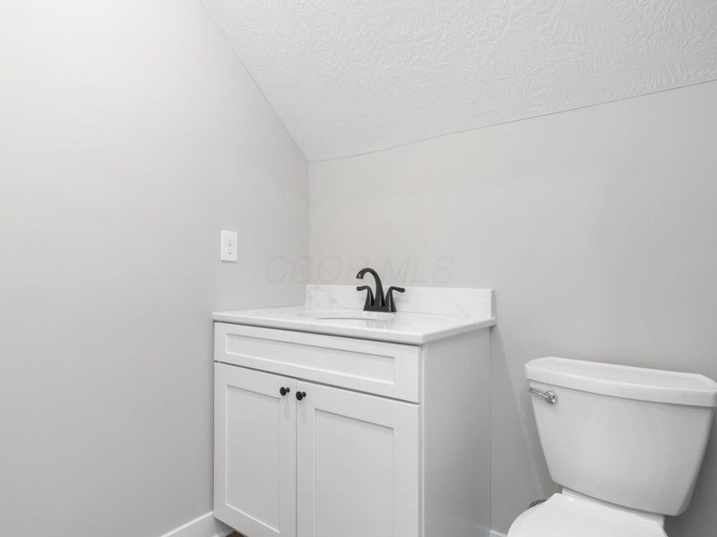 1319 W Canal Street, Baltimore, OH 43105 Photo 27