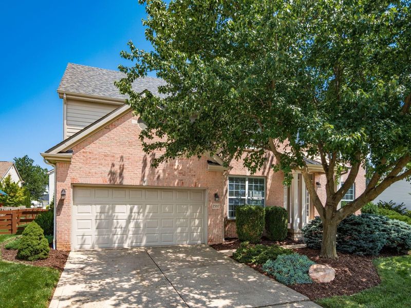 2587 Carla Drive, Lewis Center, OH 43035 Photo 4