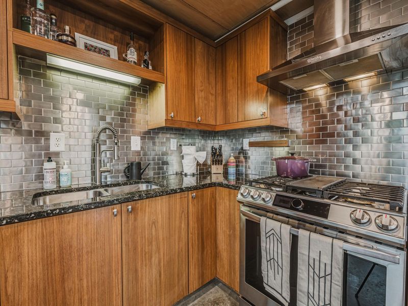 367 Auden Avenue, Unit 217, Columbus, OH 43215 Photo 6