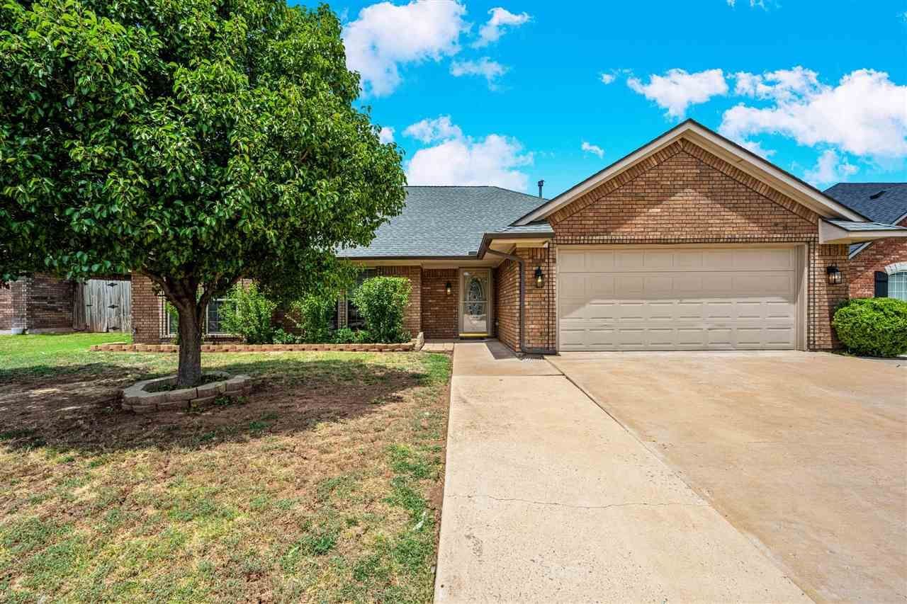 5309 SW Ashbrook Ave, Lawton, OK 73505 Main Photo