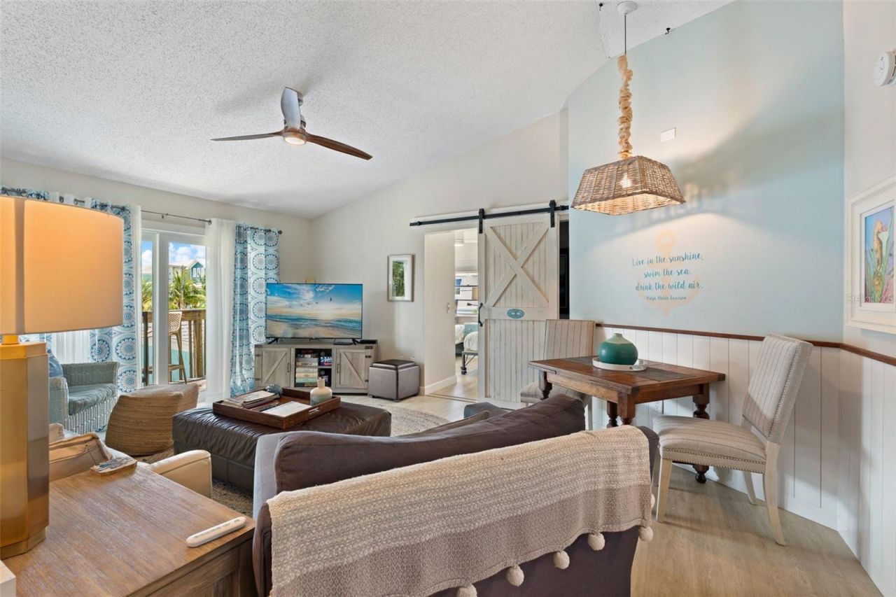 2517 Avenue C, Bradenton Beach, FL 34217 Photo