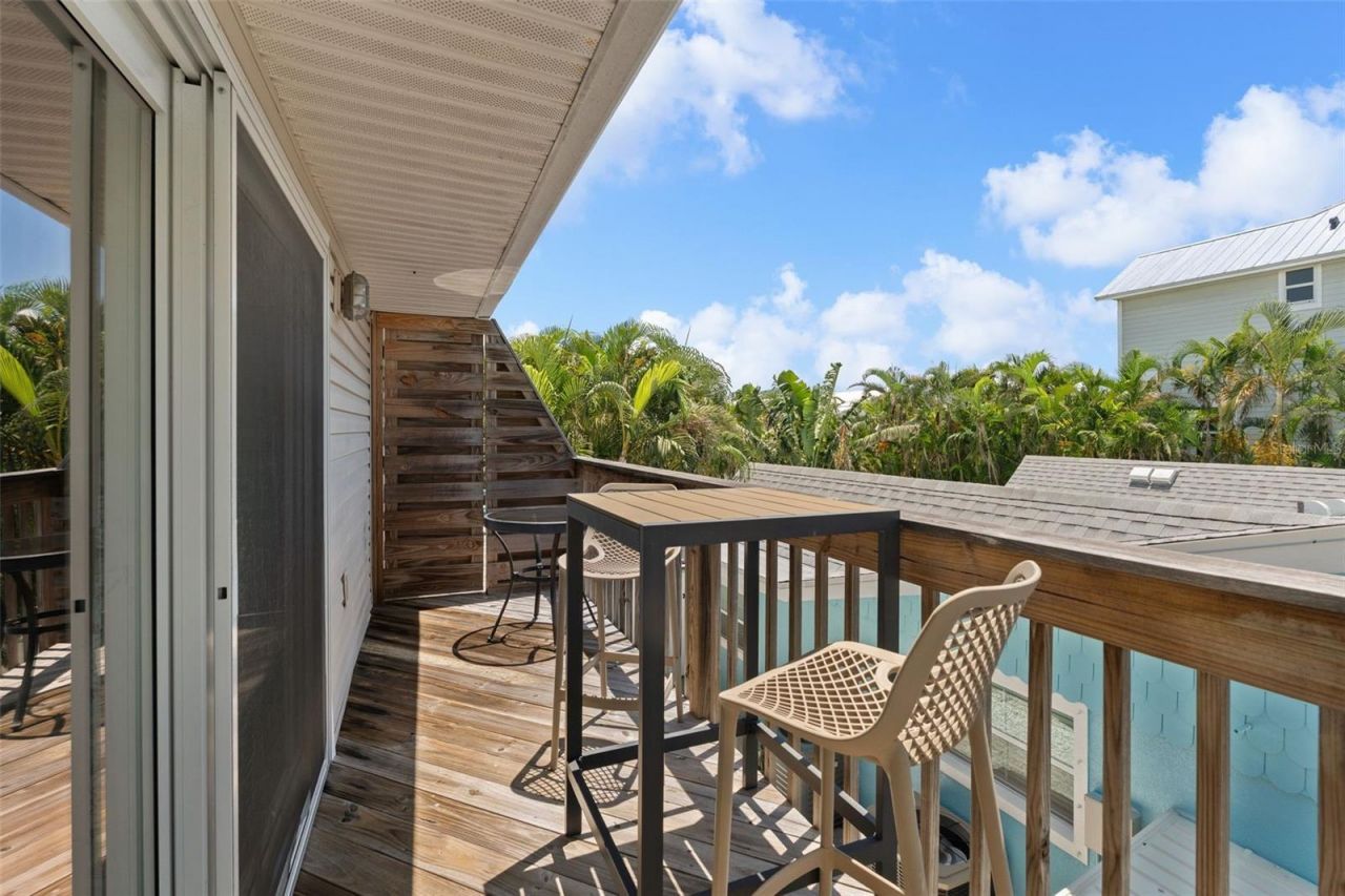 2517 Avenue C, Bradenton Beach, FL 34217 Photo
