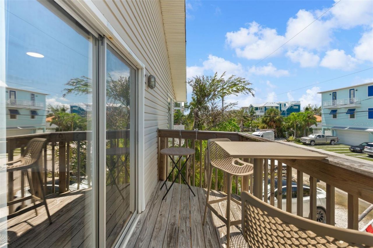 2517 Avenue C, Bradenton Beach, FL 34217 Photo