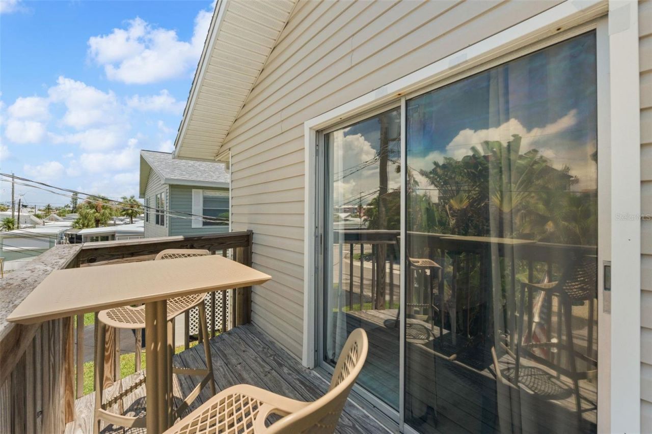 2517 Avenue C, Bradenton Beach, FL 34217 Photo