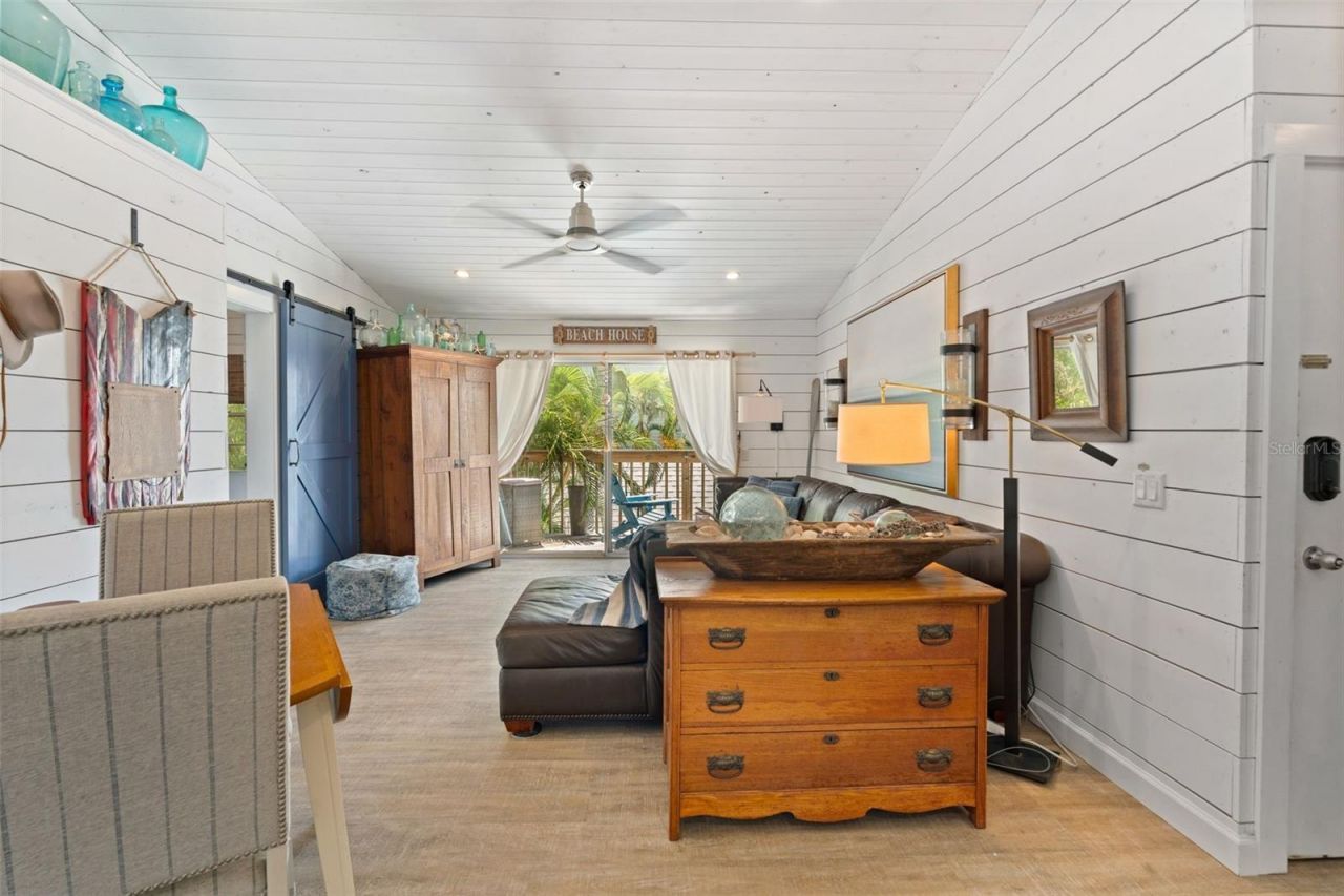 2517 Avenue C, Bradenton Beach, FL 34217 Photo