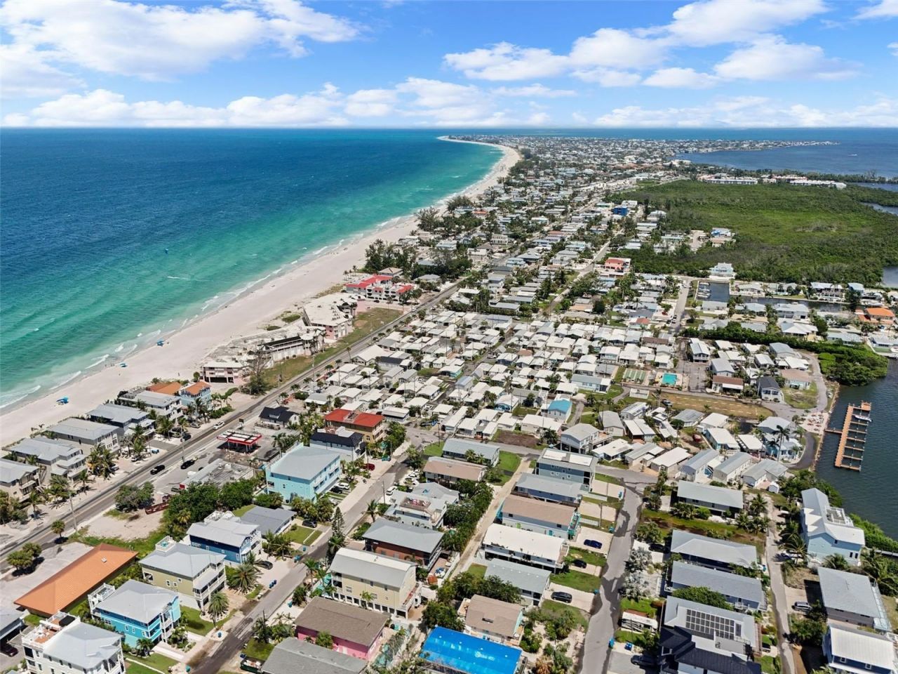 2517 Avenue C, Bradenton Beach, FL 34217 Photo