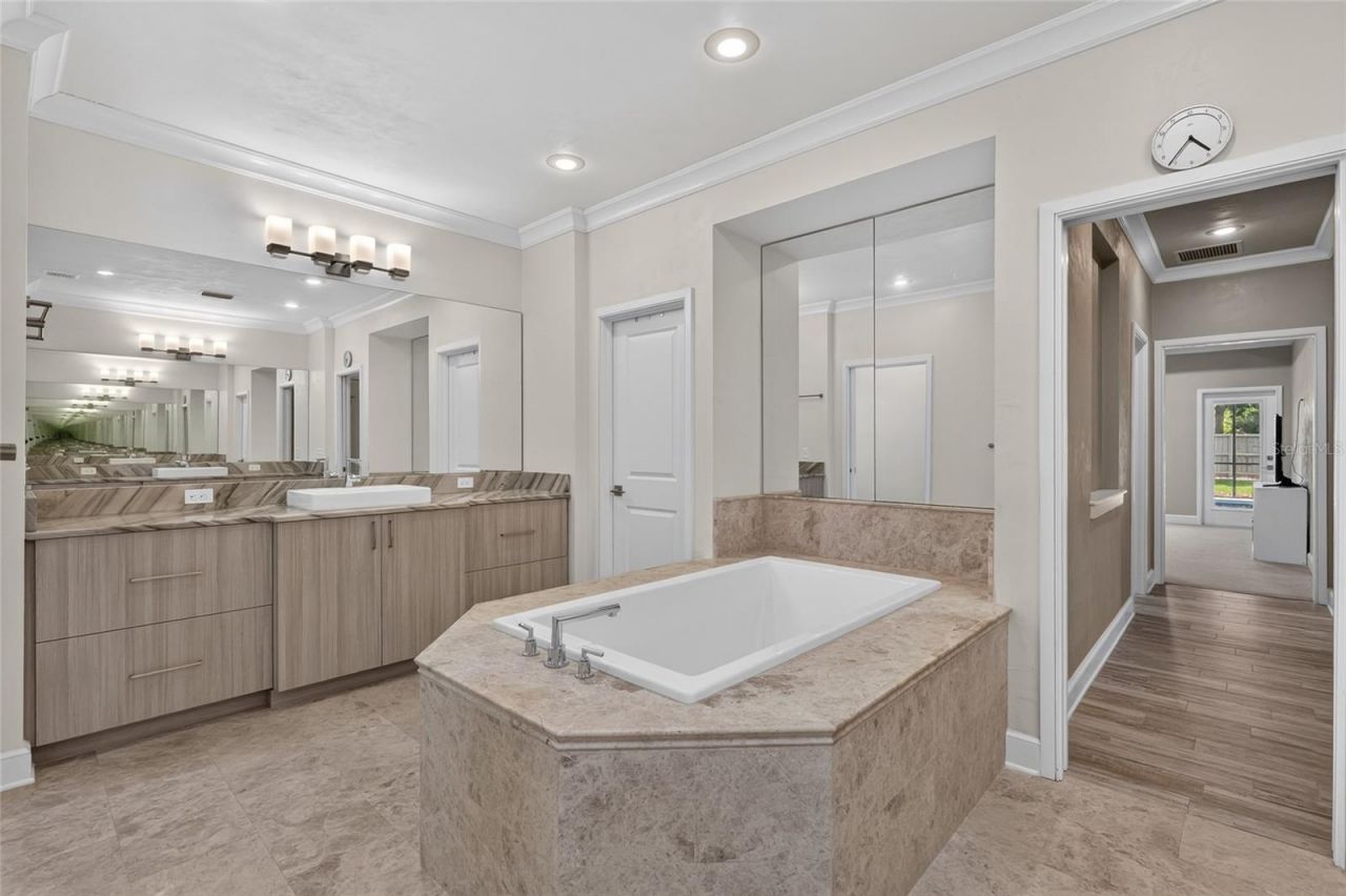 10407 SW 26th Place, Gainesville, FL 32608 Photo