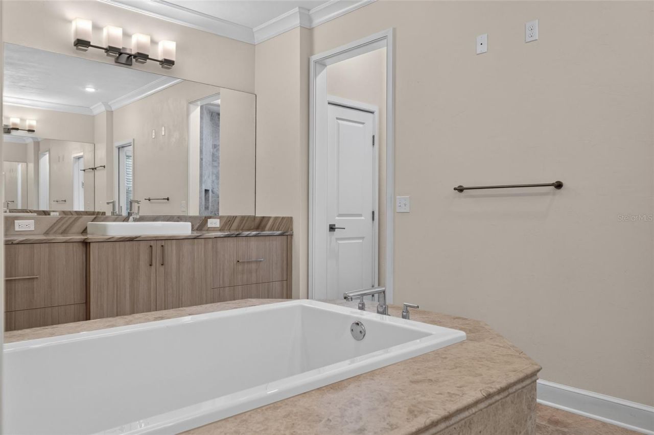 10407 SW 26th Place, Gainesville, FL 32608 Photo