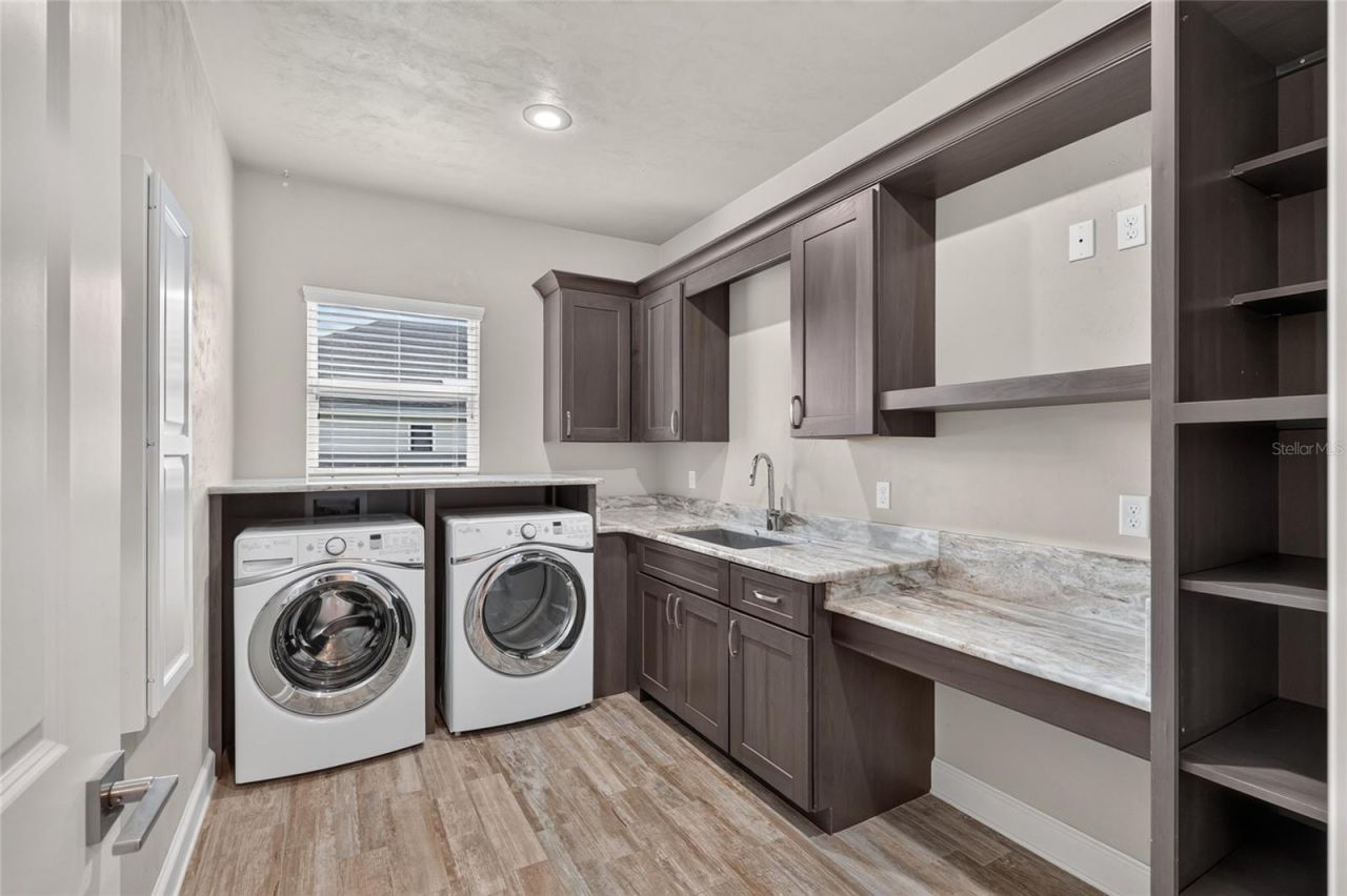 10407 SW 26th Place, Gainesville, FL 32608 Photo