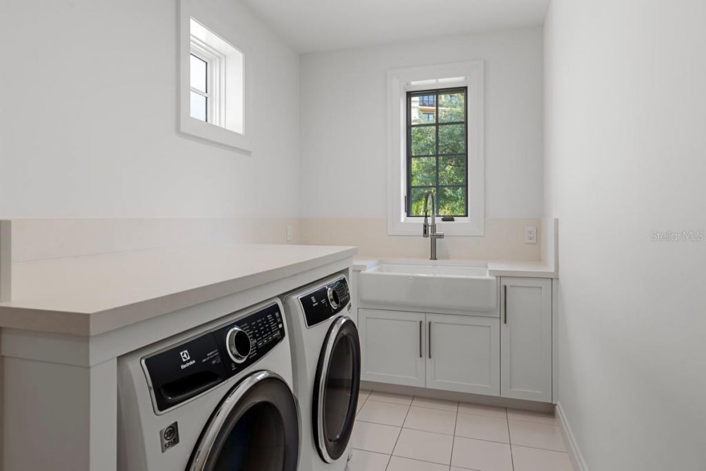 10335 Winter Sparkle Circle, Golden Oak, FL 32836 Photo