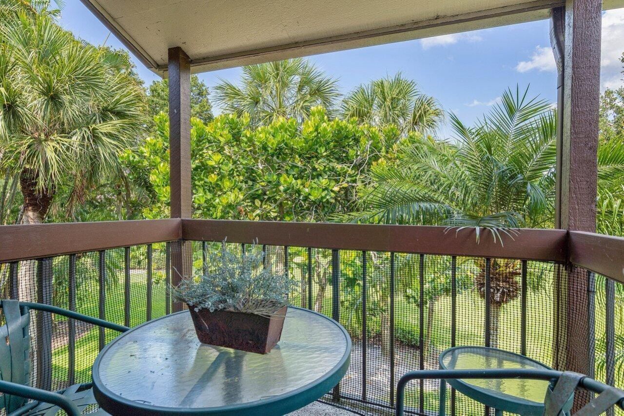 13334 Polo Club Road, Unit 327, Wellington, FL 33414 Photo