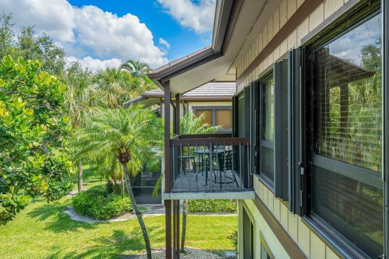 13334 Polo Club Road, Unit 327, Wellington, FL 33414 Photo