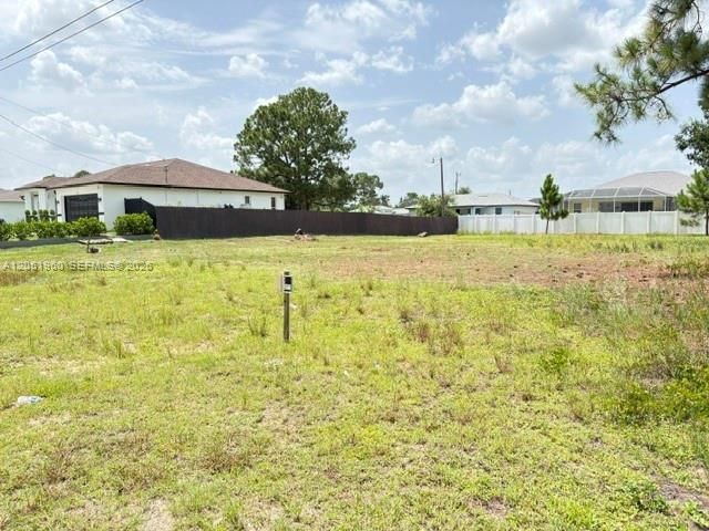 2812 SW 33 , Lehigh Acres, FL 33976 Photo