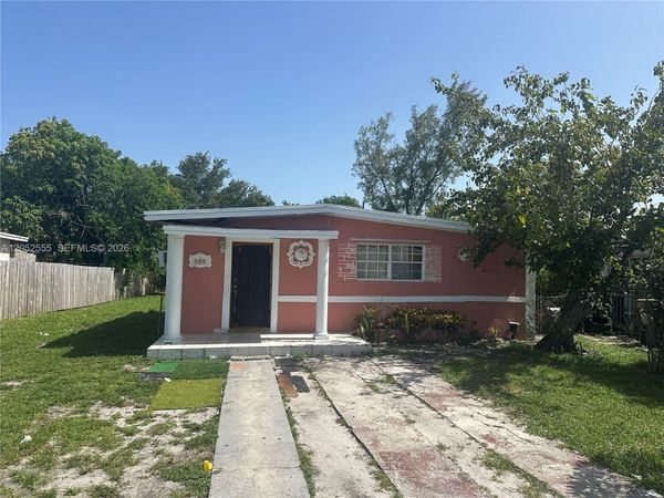 440 NW 133rd St , North Miami, FL 33168