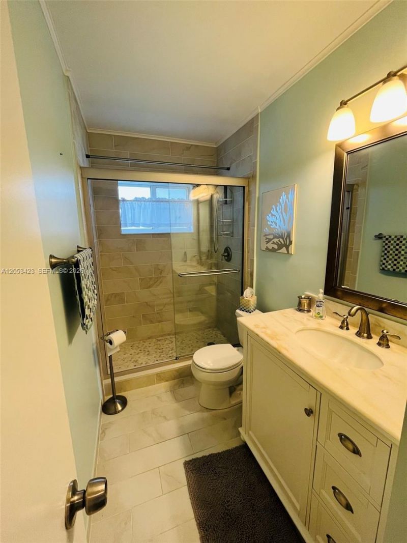 1150 Atlantic Shores Blvd , Unit 501, Hallandale Beach, FL 33009 Photo