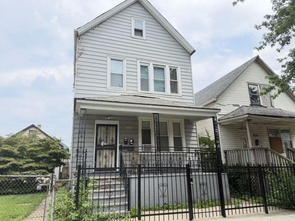 8353 S Brandon Avenue , Unit 2F, Chicago, IL 60617