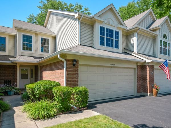 30W023 Laurel Court, Warrenville, IL 60555