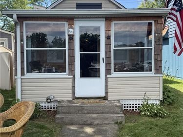 56 Sunset Island Road, Wilson, NY 14172