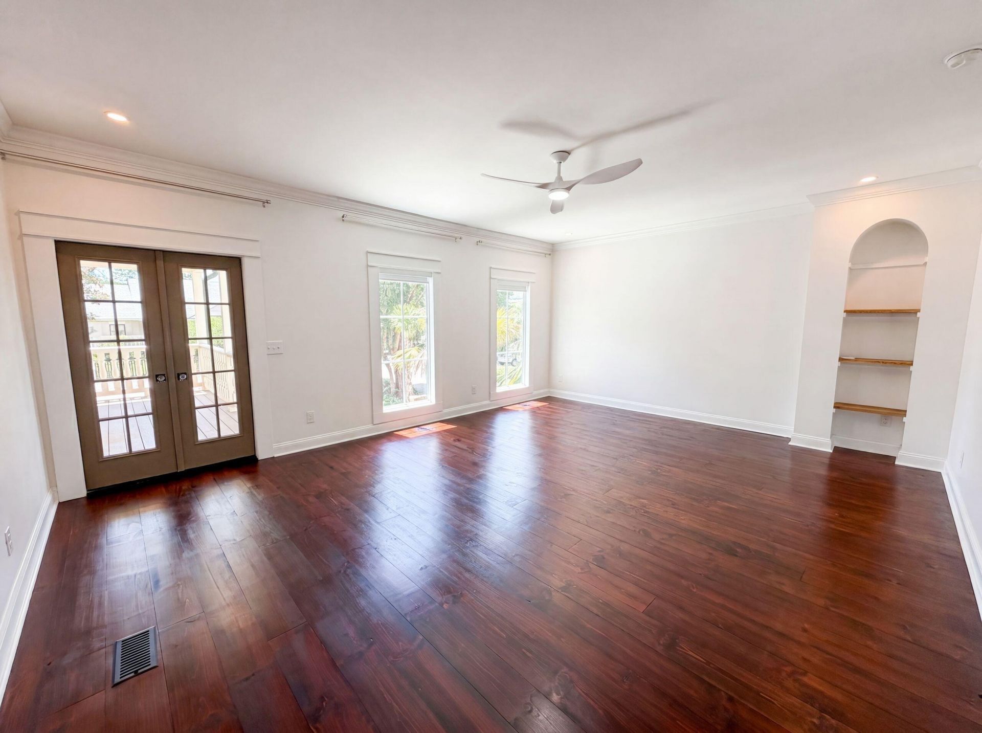 522 Reid Street Photo 8