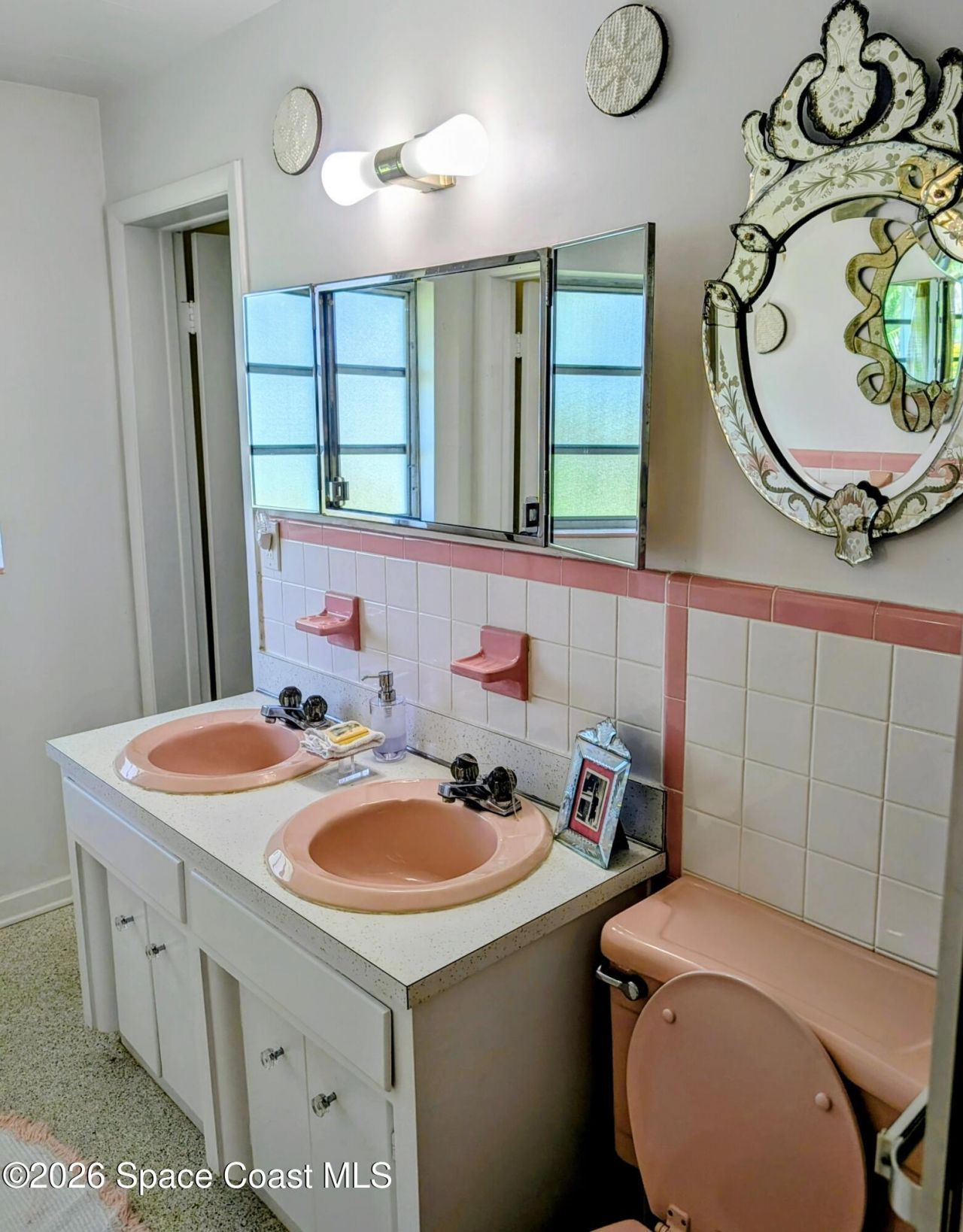 615 Oak Ridge Drive, Indialantic, FL 32903 Photo